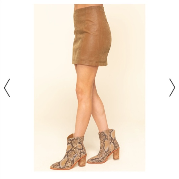 NWT FREE PEOPLE CHESTNUT LEATHER MINI SKIRT - Picture 2 of 7